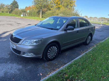 2012 Skoda Octavia - photo 2