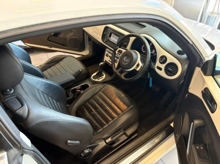 2013 Volkswagen Beetle - photo 19