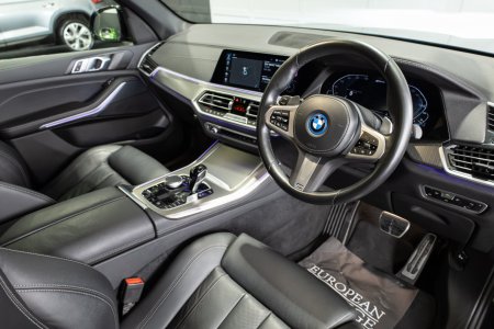 2022 BMW X5 - photo 8