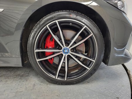 2023 BMW 3-Series - photo 14