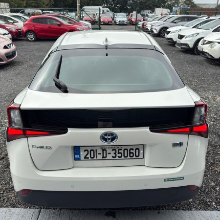 2020 Toyota Prius - photo 5