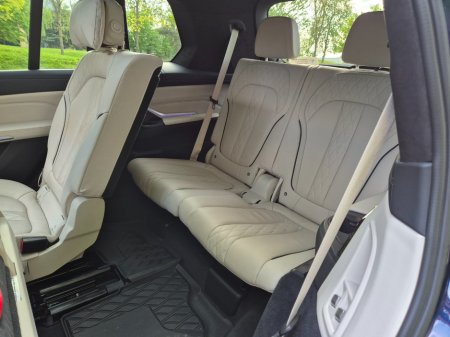 2021 BMW X7 - photo 38