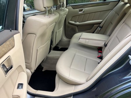 2011 Mercedes-Benz E-Class - photo 10