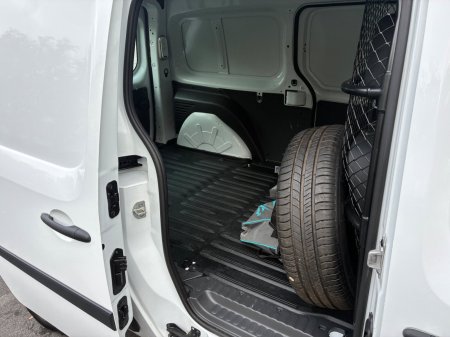2020 Renault Kangoo - photo 12