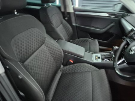 2020 Skoda Superb - photo 16