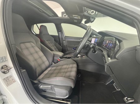 2021 Volkswagen Golf - photo 10