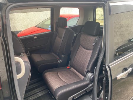 2014 Nissan Serena - photo 22