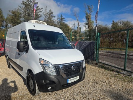 2021 Nissan NV400