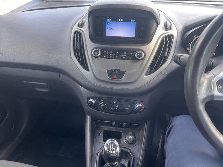 2020 Ford Transit - photo 11