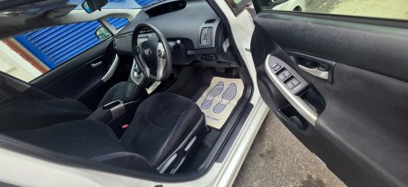 2014 Toyota Prius - photo 5