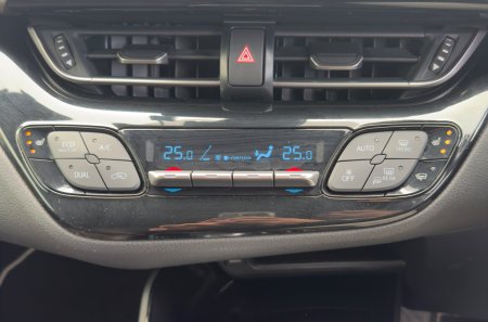 2018 Toyota C-HR - photo 10