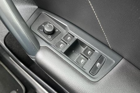 2020 Volkswagen Tiguan - photo 16
