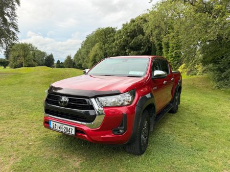 2024 Toyota Hilux - photo 3