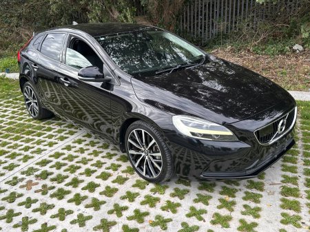 2018 Volvo V40 - photo 2