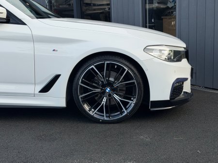 2018 BMW 5-Series - photo 16