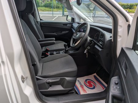 2022 Volkswagen Caddy - photo 21