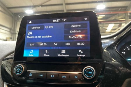 2020 Ford Fiesta - photo 29