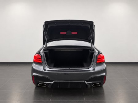 2019 BMW 5-Series - photo 4