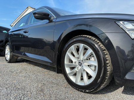 2022 Skoda Superb - photo 19
