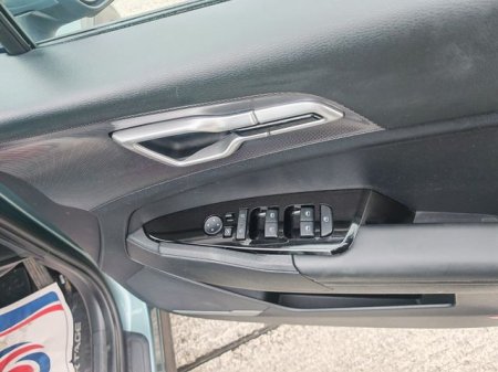 2022 Kia Sportage - photo 12