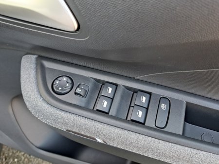 2027 Opel Frontera - photo 21