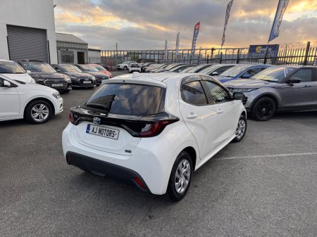 2021 Toyota Yaris - photo 6