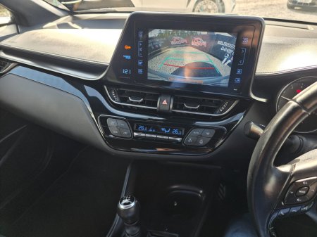 2017 Toyota C-HR - photo 9