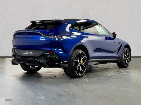 2025 Aston Martin DBX - photo 5