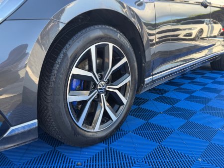 2022 Volkswagen Passat - photo 11