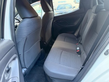 2021 Toyota Yaris - photo 8