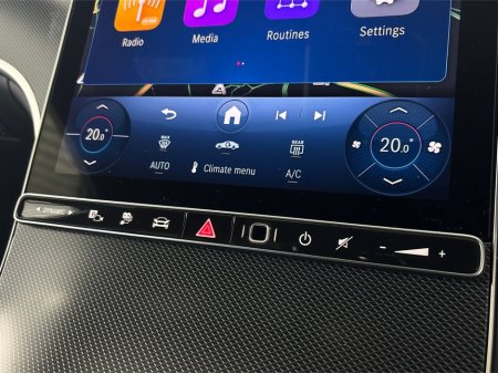 2025 Mercedes-Benz GLC - photo 20