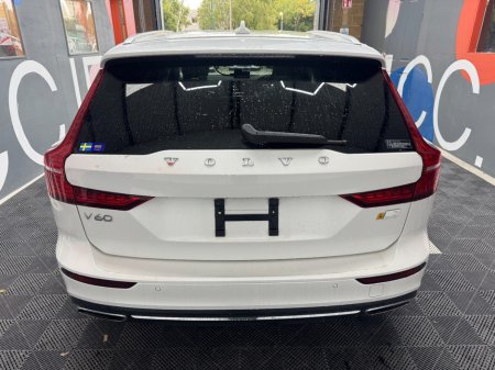 2021 Volvo V60 - photo 4