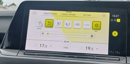 2023 Volkswagen Golf - photo 19