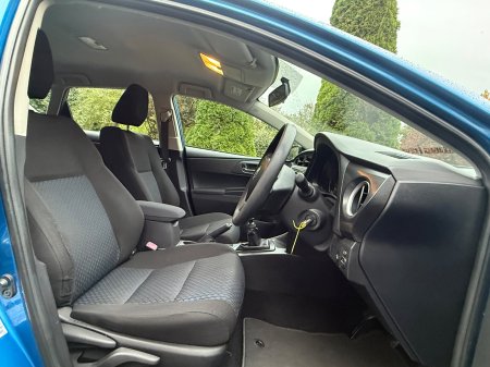 2014 Toyota Auris - photo 8