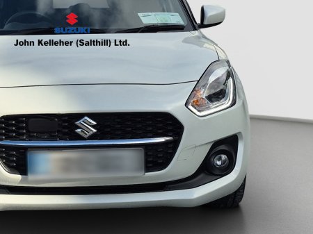 2024 Suzuki Swift - photo 2