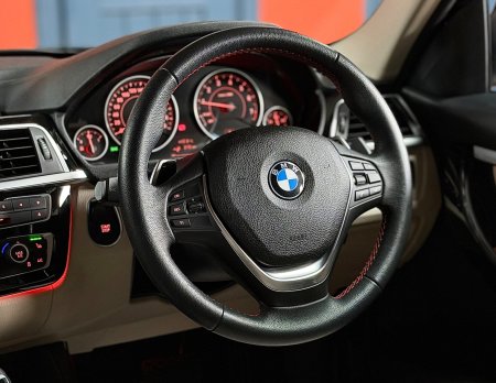2018 BMW 3-Series - photo 40