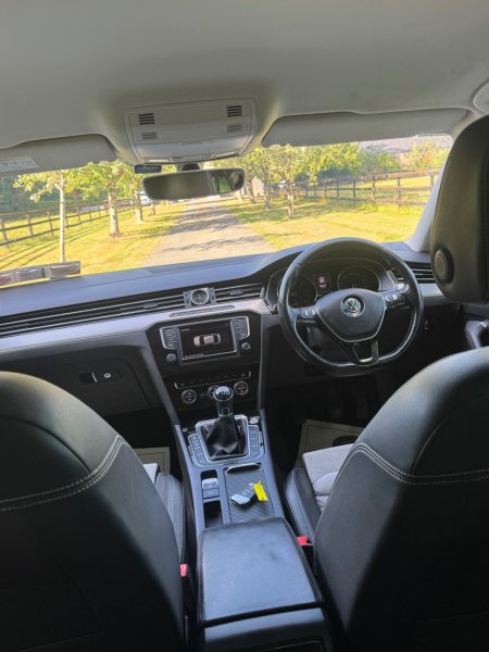 2015 Volkswagen Passat - photo 14