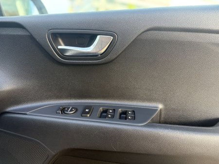 2024 Kia Stonic - photo 12