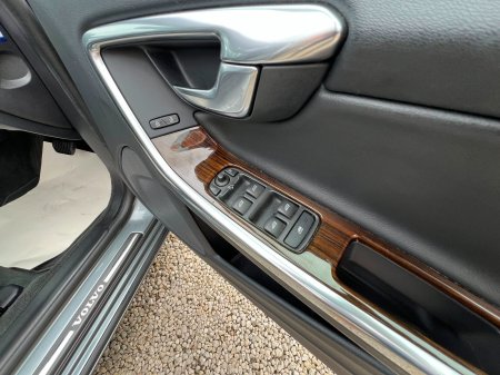 2018 Volvo V60 - photo 19