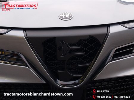 2025 Alfa Romeo Junior - photo 26
