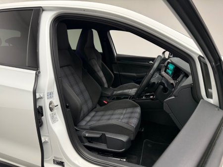 2023 Volkswagen Golf - photo 11