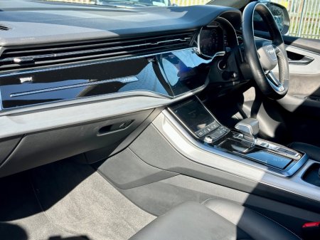 2019 Audi Q8 - photo 15