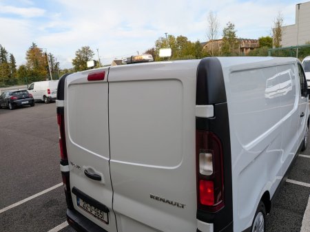 2021 Renault Trafic - photo 9