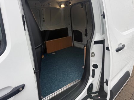 2021 Citroen Berlingo - photo 16