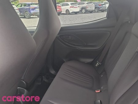 2022 Toyota Yaris - photo 10