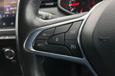 2020 Renault Clio - photo 30