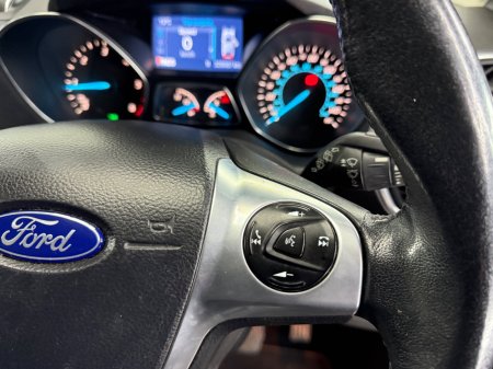 2015 Ford Kuga - photo 23