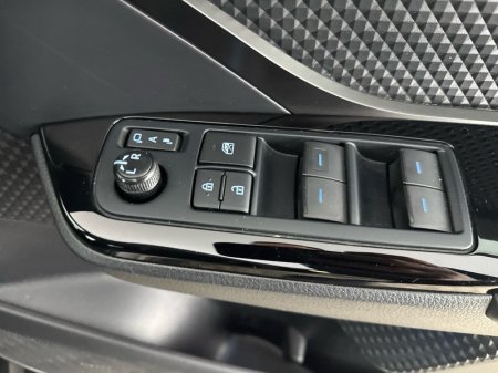 2023 Toyota C-HR - photo 12