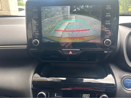 2024 Toyota Yaris Cross - photo 10