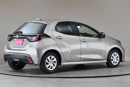 2022 Toyota Yaris - photo 10